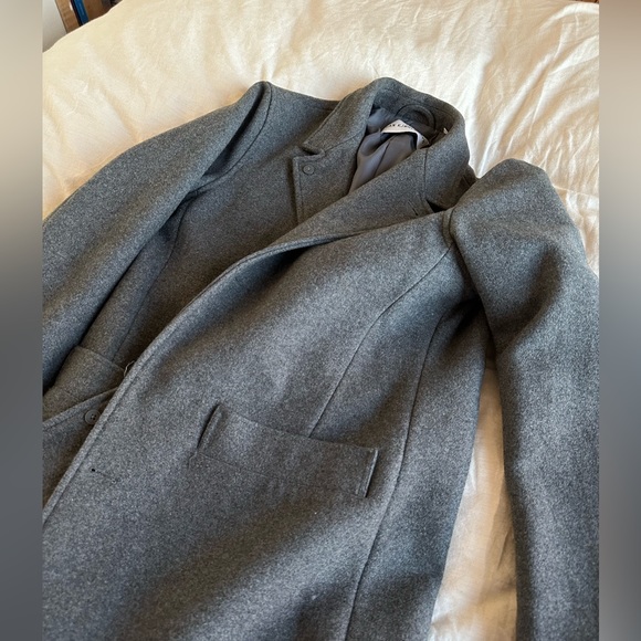 Han Copenhagen wool coat XL (runs smalllllll) GREy - Picture 4 of 6